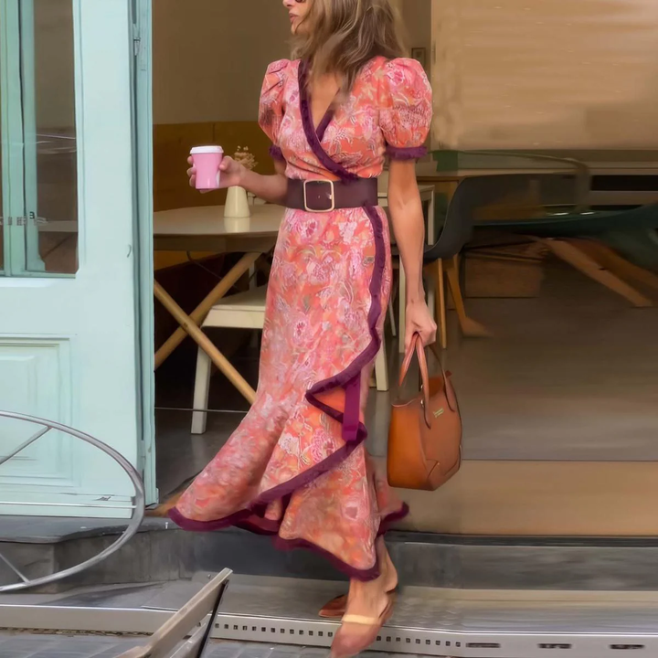 La Vie d'Amsterdam | Elegante Roze Maxi Dress met Korte Mouwen