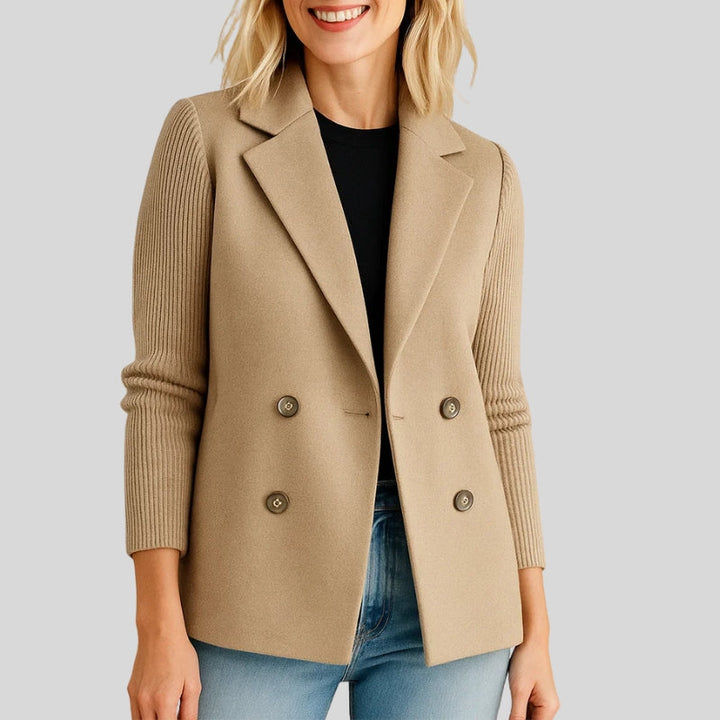 La Vie d'Amsterdam | Marion | Zachte sweaterblazer met elegante pasvorm