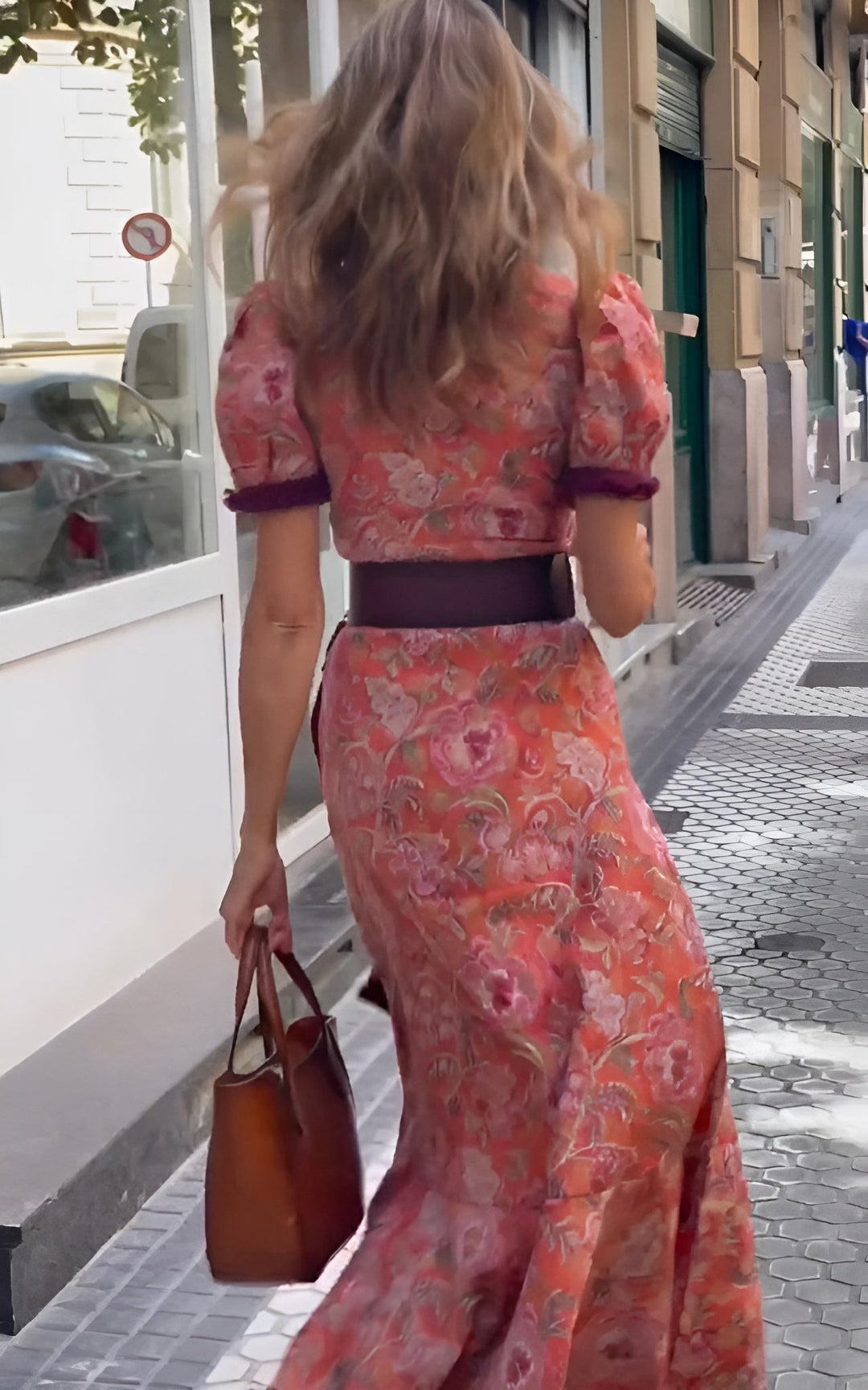 La Vie d'Amsterdam | Elegante Roze Maxi Dress met Korte Mouwen