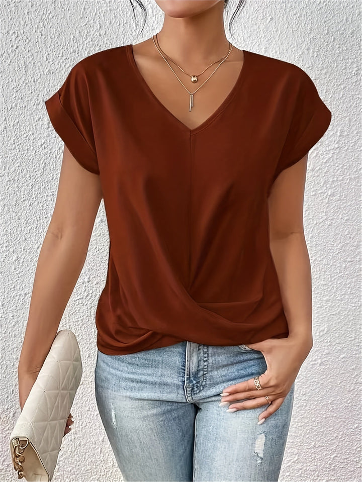 La Vie d'Amsterdam |  Casual T-shirt met sweetheart halslijn