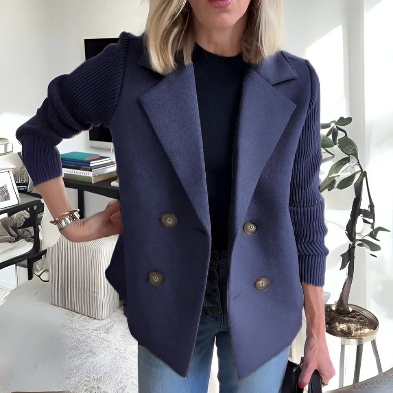 La Vie d'Amsterdam | Marion | Zachte sweaterblazer met elegante pasvorm