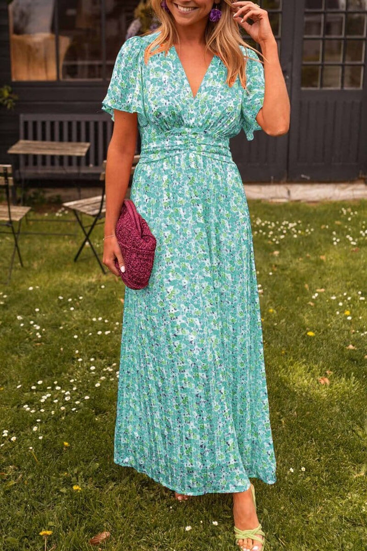 La Vie d'Amsterdam | Elegant V-Neck Maxi Dress